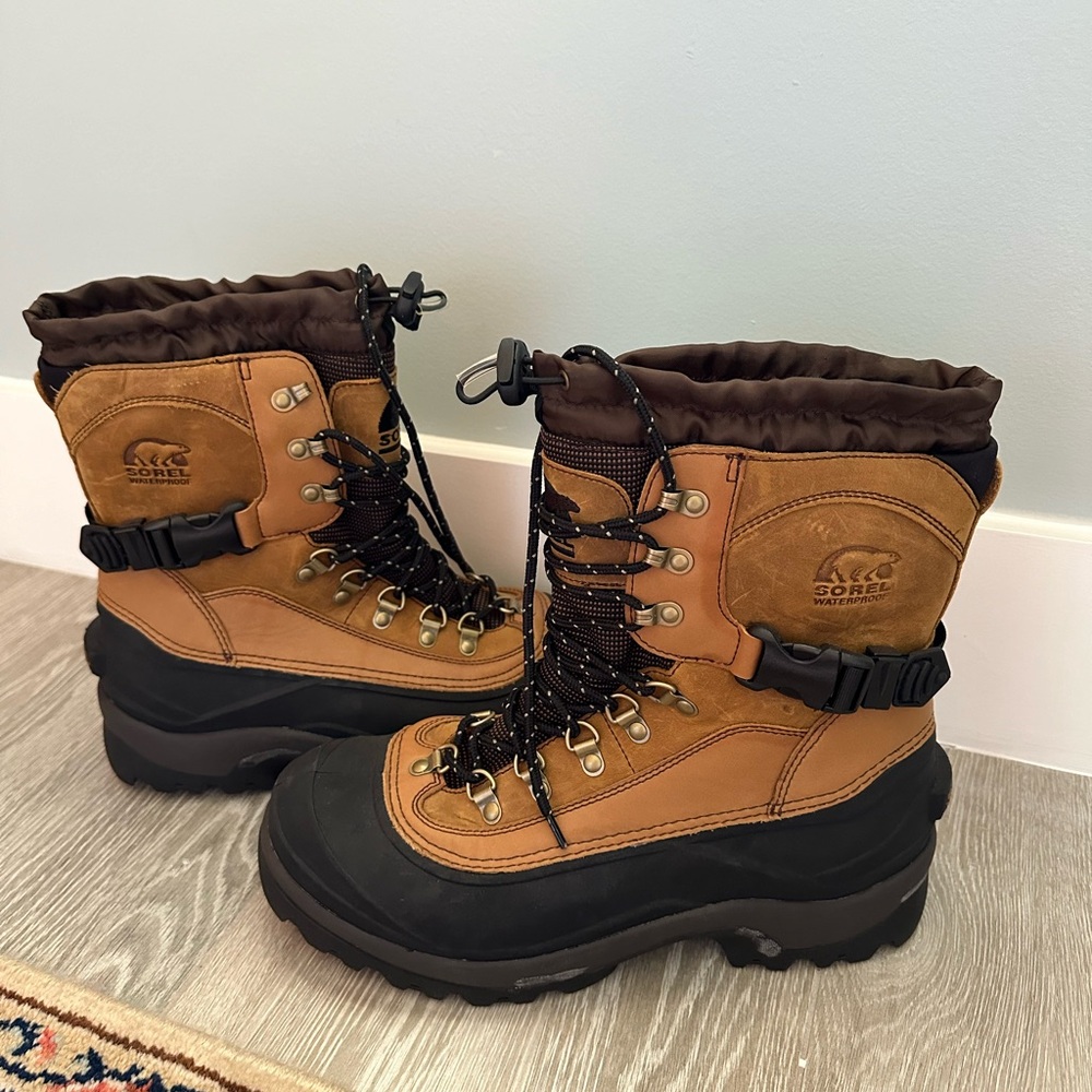 SOREL - Men's Conquest Waterproof Insulated Winter Boot Size 11 - NEW